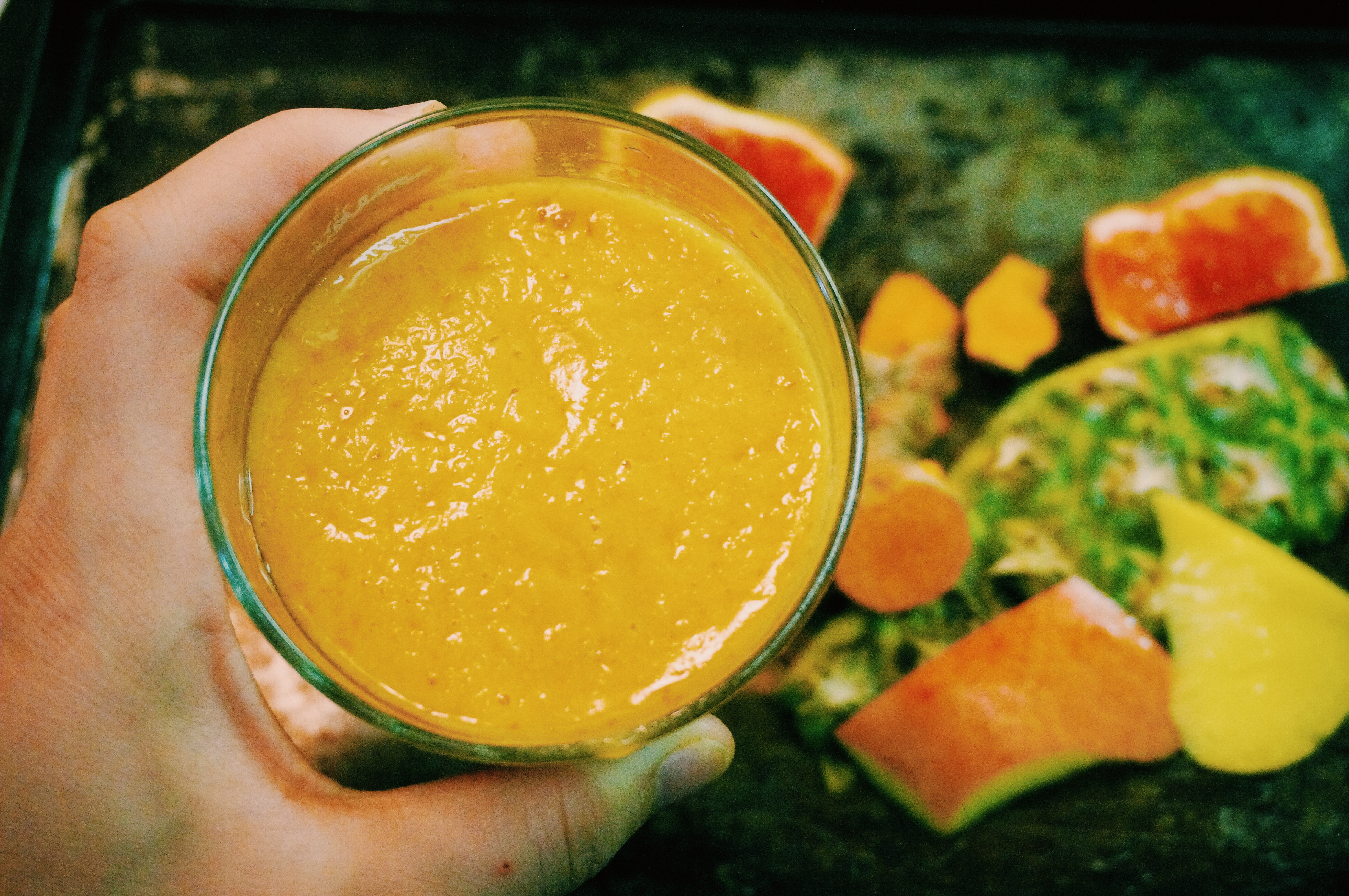 Mango-Turmeric Tropical Smoothie