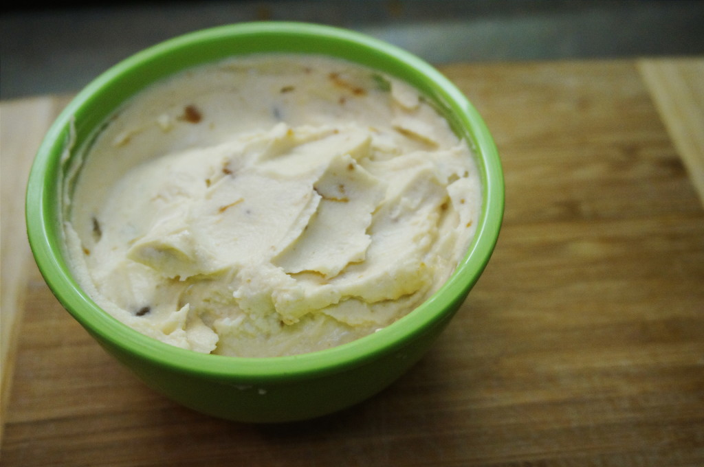 Fig Mascarpone Frosting by Suitcase Foodist