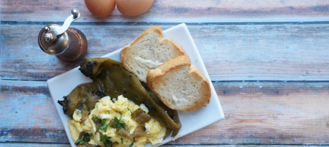 Soft Scrambled Eggs with Hatch Chiles